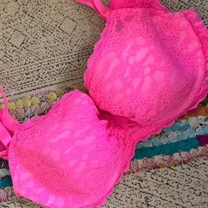 Victoria’s Secret Lined Demi 36 DD